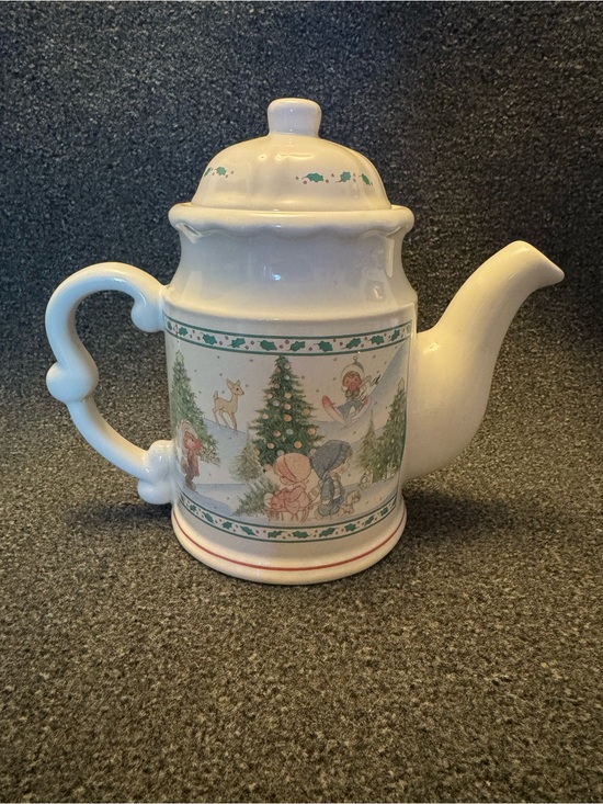 Enesco / Precious Moments Other - Vintage 1994 Precious Moments Christmas Winter Scene Teapot w/ Lid - Retired